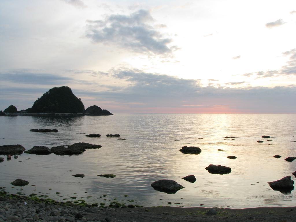 Hotel Sun Resort Shonai Tsuruoka Esterno foto